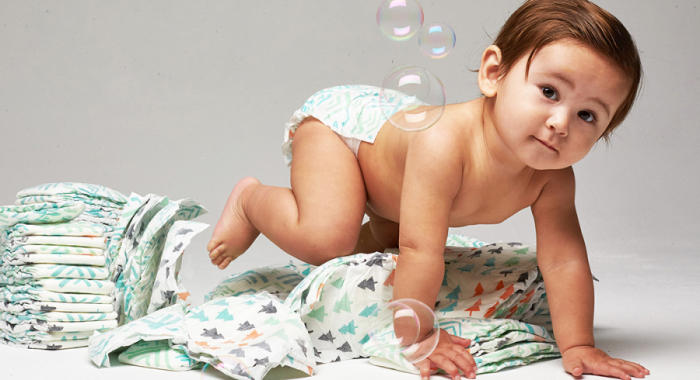 370.000 de bebeluși folosesc scutece îmbibate cu substanțe toxice!